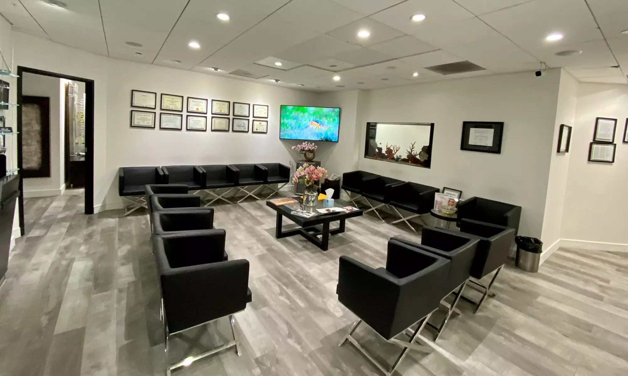 Custom All-Laser LASIK Surgery for One or Both Eyes at Soroudi Advanced Lasik & Eye Center (Up to 35% Off) - Primary Image