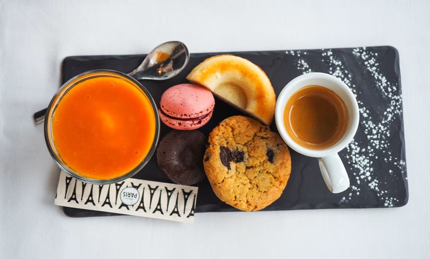 Image 13: Repas au Quai Liberté : cuisine française authentique sur la Seine