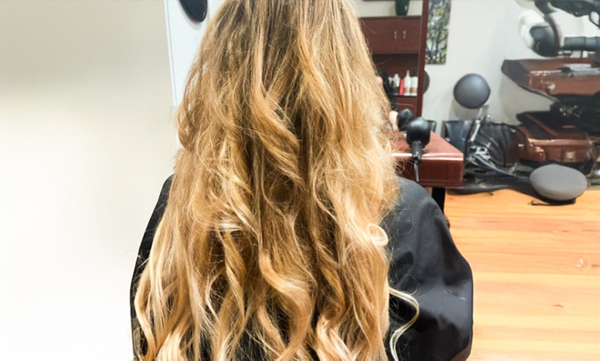 Image 3: Women's haircut and conditioning available for new styles