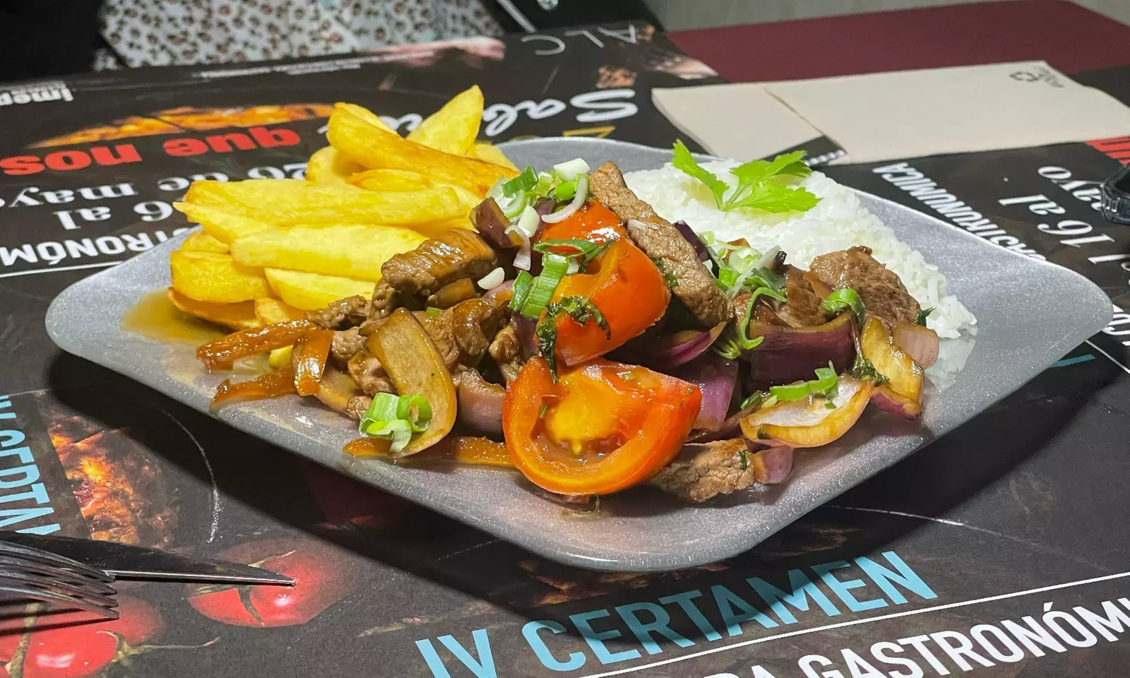 Menú degustación peruano para 2 o 4 personas y opción a cóctel