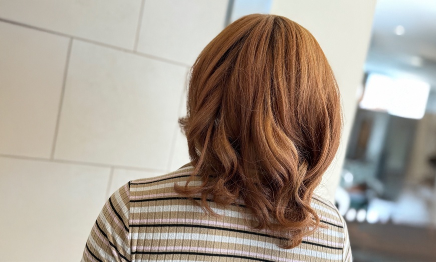 Image 5: Fresh Look Awaits: One Blowout or Silk Press at RoyalDollBeauty