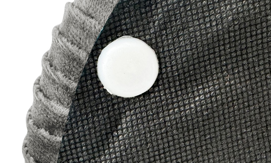 Image 11: Ensemble de deux poufs modernes en velours