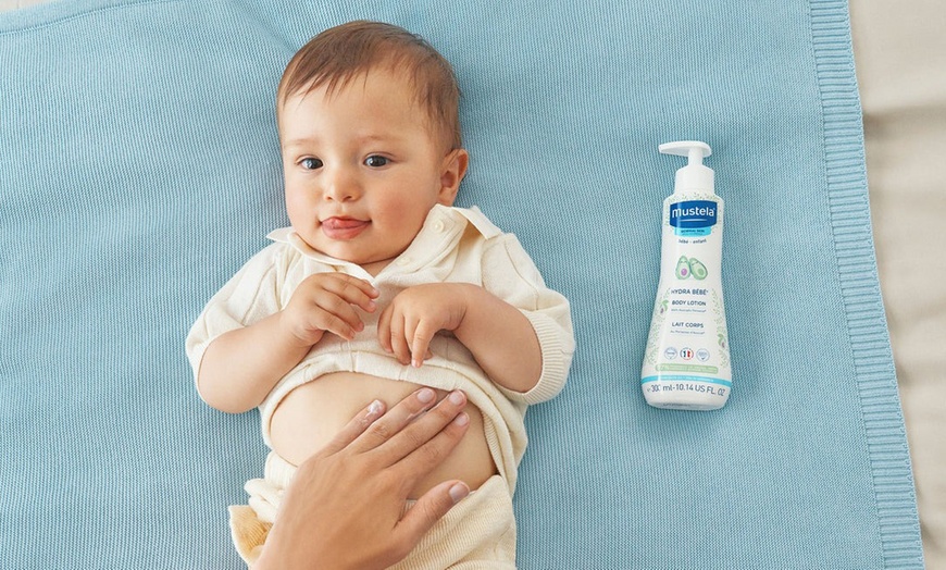 Image 6: Calendario dell'avvento Mustela 2025