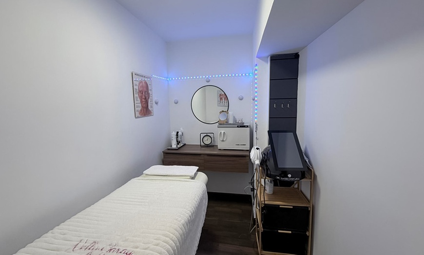 Image 5: Higiene facial con opción a extras o Dermapen con mascarilla facial