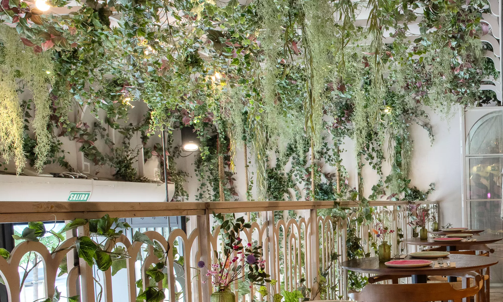 Menú vegetariano creativo en Superchulo para 2 o 4 con bebida y postre