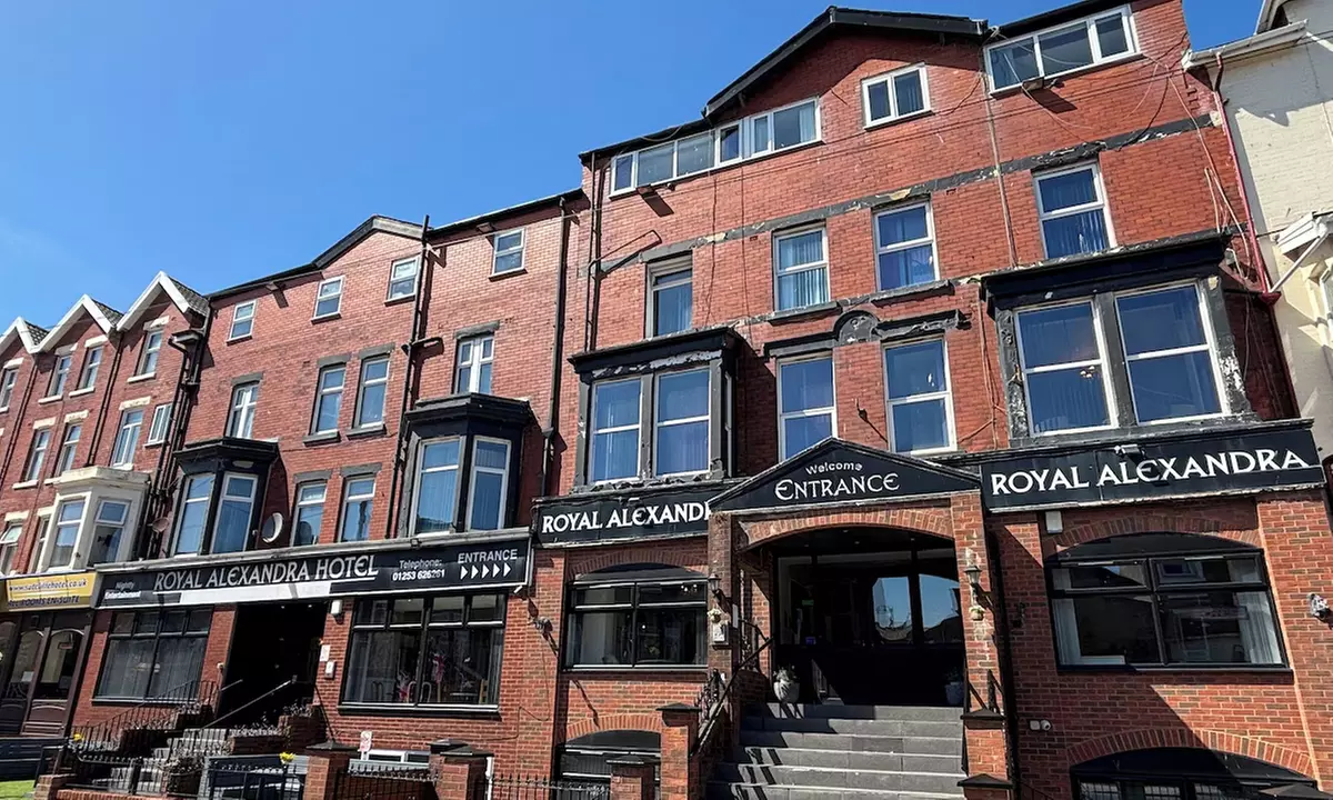 Blackpool: Double or Room with Late Check-Out & Optional Breakfast