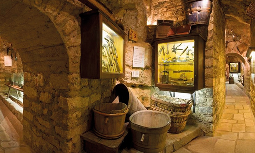 Image 5: 1 entrée au musée du vin avec dégustation d'1 verre de vin en option