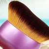 Image 10: Body Makeup Brush