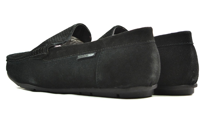 Image 12: Lambretta Men's Slip-On Shoes
