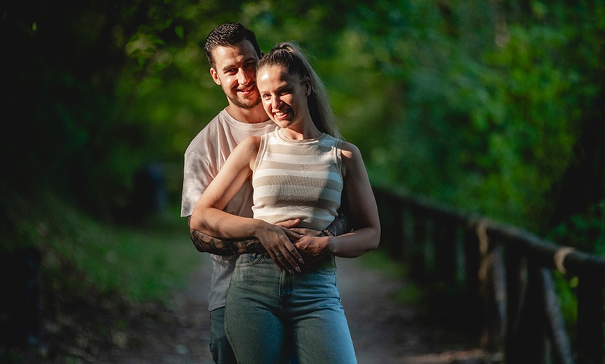 Image 9: Sesión de fotos en pareja en la playa o cualquier lugar de Gijón