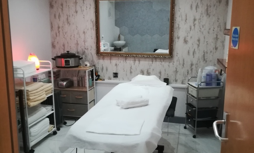 Image 2: Up to 38% Off on Spa Massage at AgiTherapy