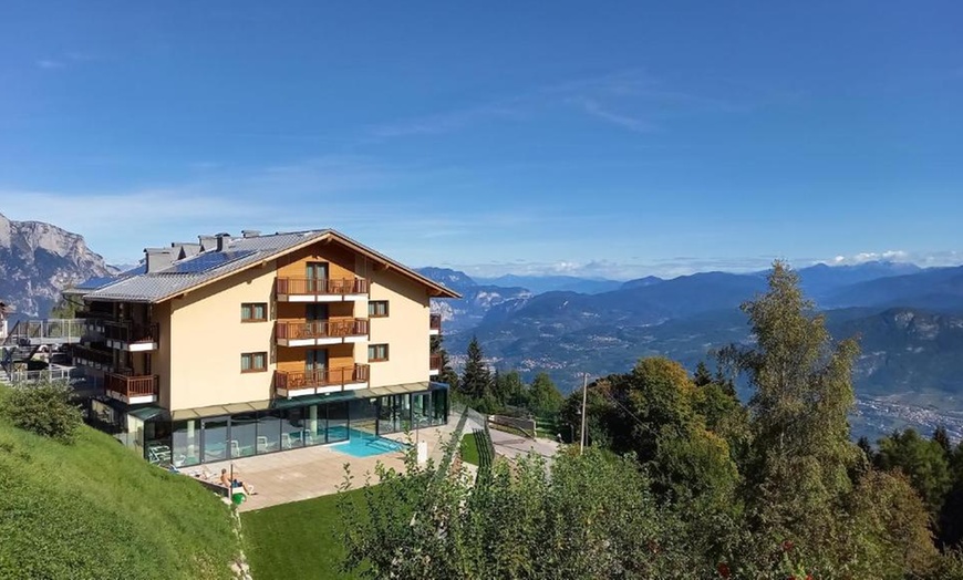 Image 8: Trentino: soggiorno con colazione o mezza pensione e Spa per 2