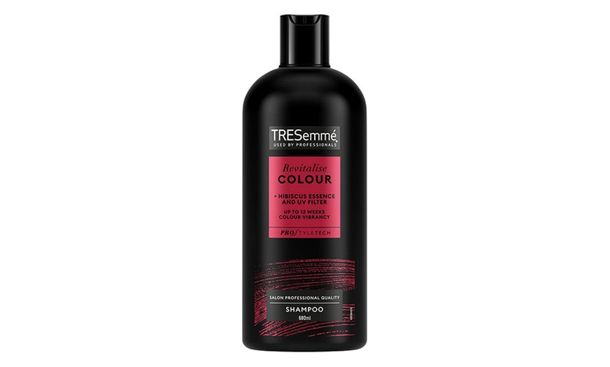 Image 23: Tresemme Shampoo and Conditioner Bundle 680ml Each