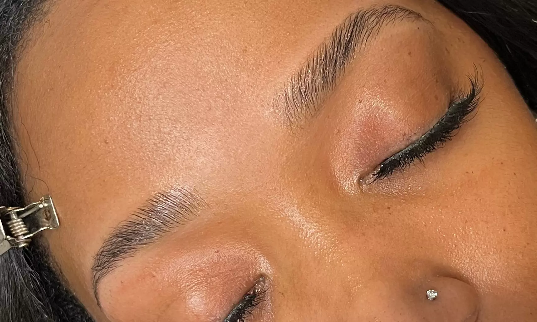 Perfectly Shaped Brows with Brow Lamination, Tint & Sculpt