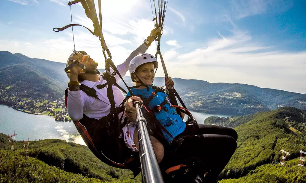 Lot widokowy paralotnią z opcjonalnym filmowaniem i zdjęciami