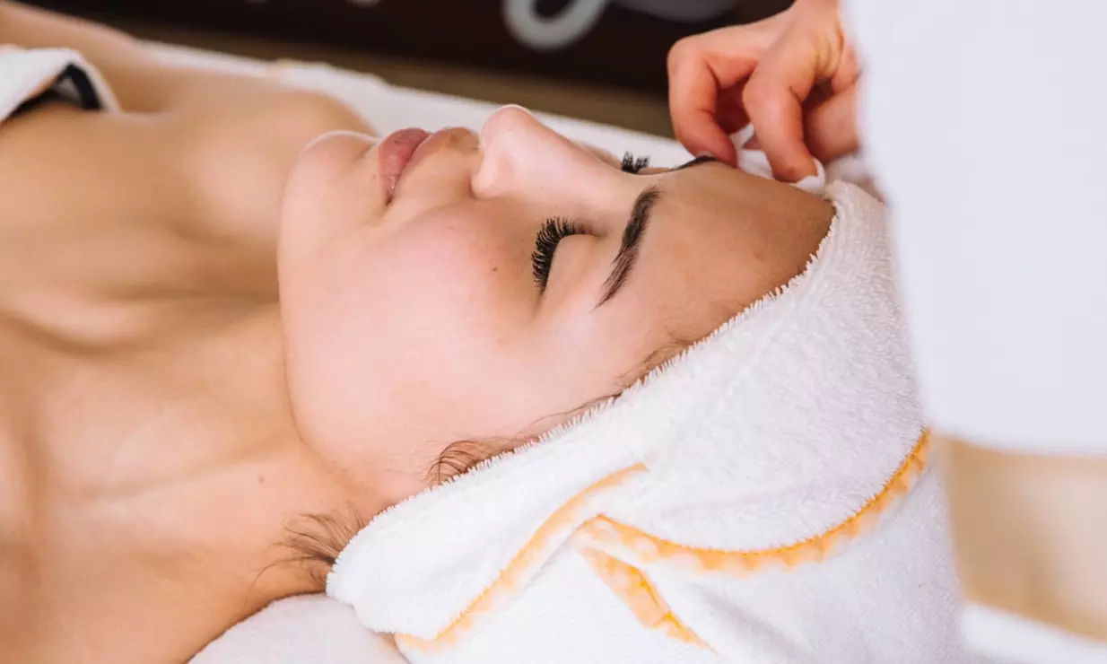 60-Min Deep Cleanse, 60-Min Lymphatic Detox/90-Min Hydro Facial & More
