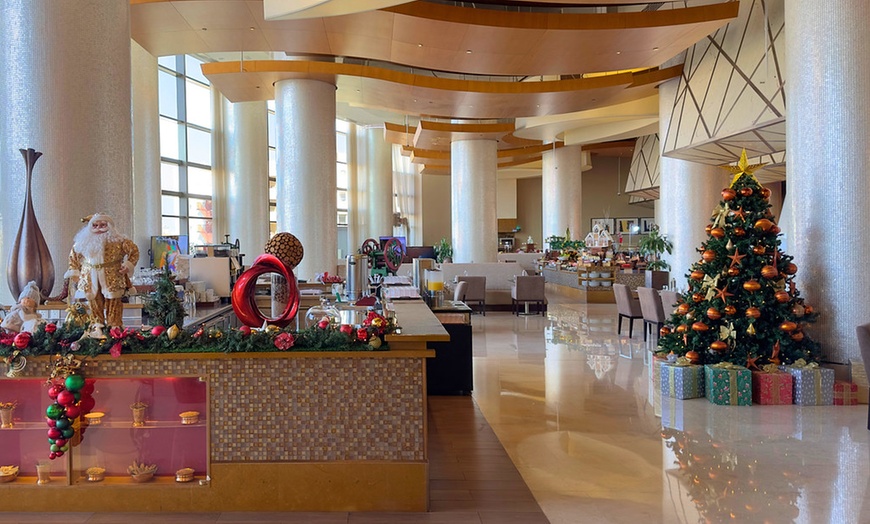 Image 3: New Year's Eve Dinner Buffet with Drinks for a Child or Up to 4 Adults