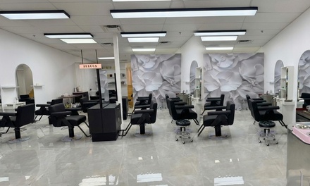 One Women's Haircut - Luluca Salon