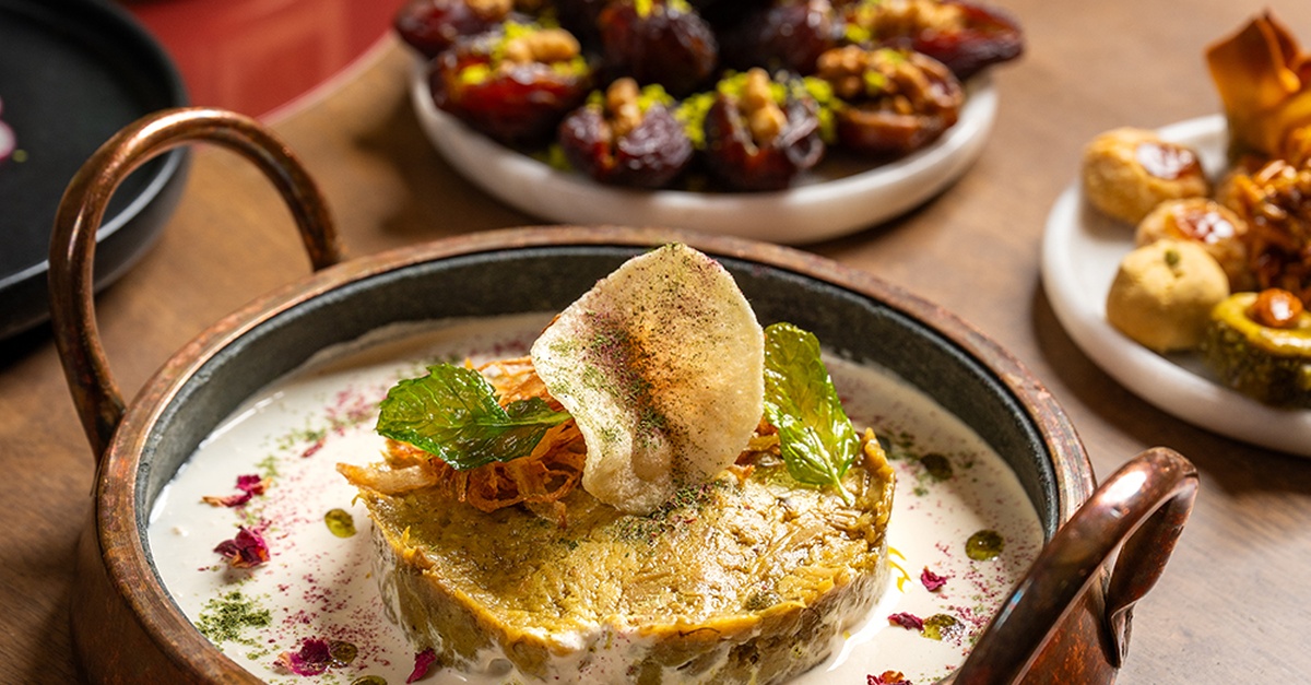 Authentic Persian Dining: Aed 200, 400 Or 600 Credit Authentic Persian Dining: Aed 200, 400 Or 600 Credit