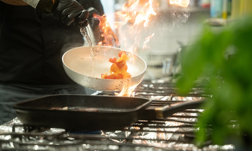 Image 7: Grillteller Royal & Dessert nach Wahl im Steak Royal für 2-4 Personen