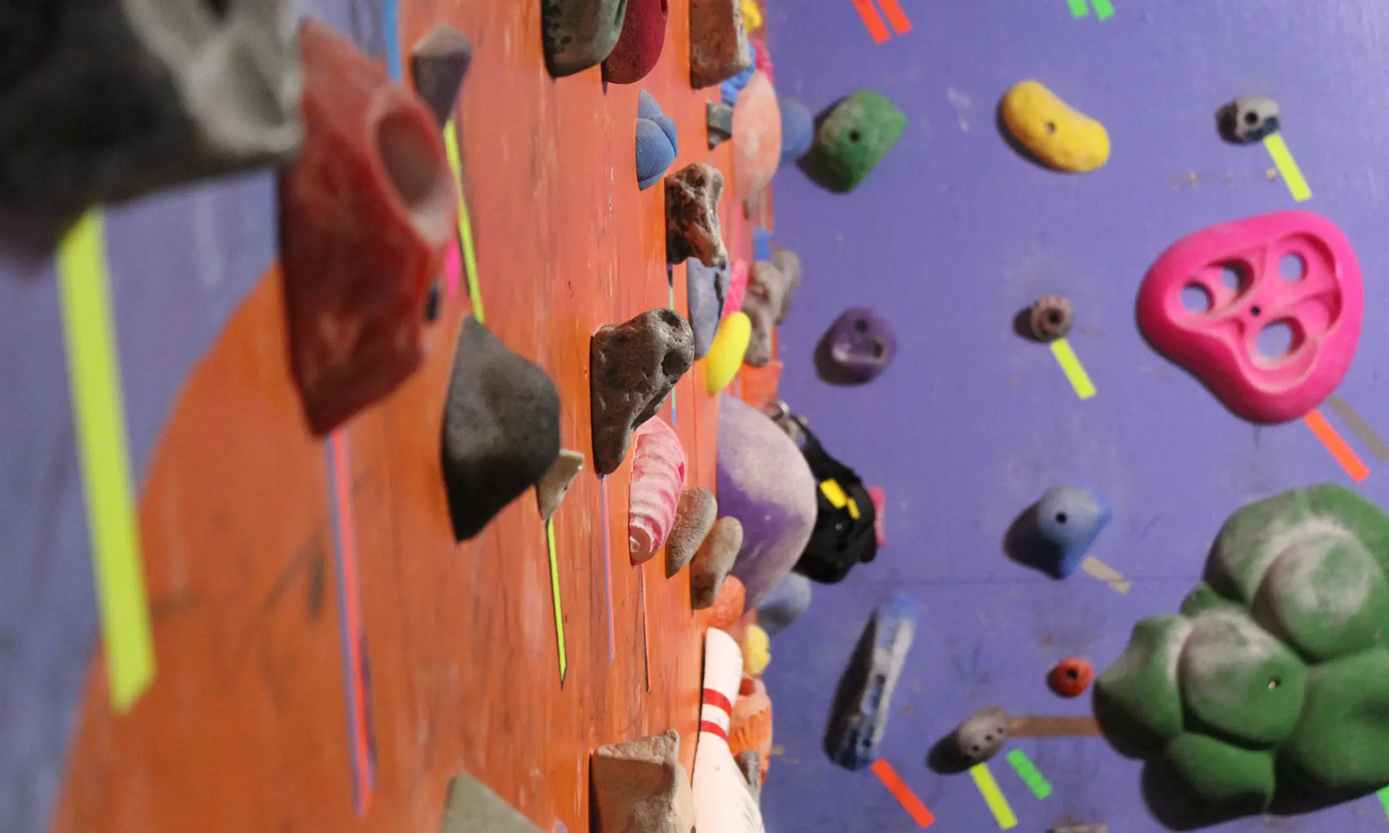 Experience indoor rock climbing at Morphē with private lessons for groups of up to five, offering up to 36% off - Second Medium