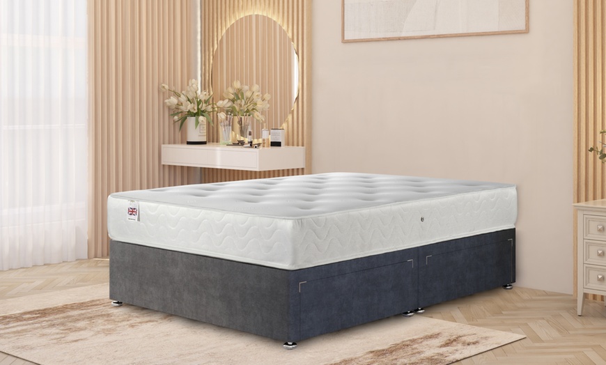 Image 10: Plush Velvet 4-Drawer Divan Bed Set