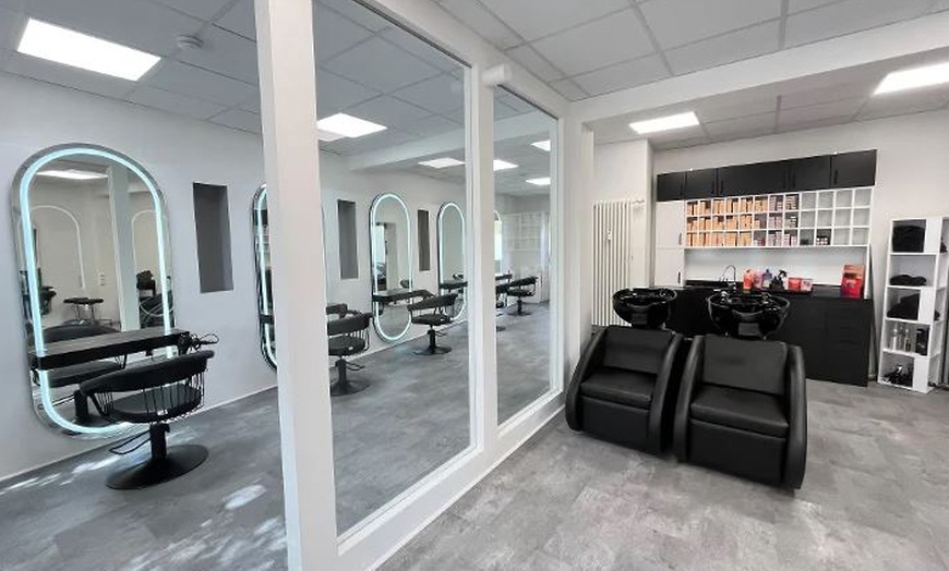 Image 5: Balayage inkl. Schnitt und Föhnen für 1 Person für Haarlänge nach Wahl