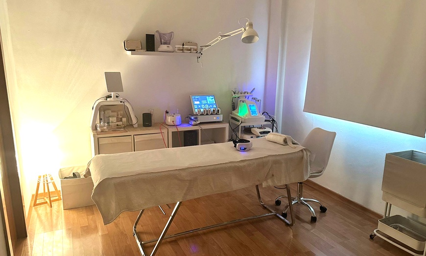 Image 9: Lifting y tinte de pestañas con opción a diseño, depilación y tinte