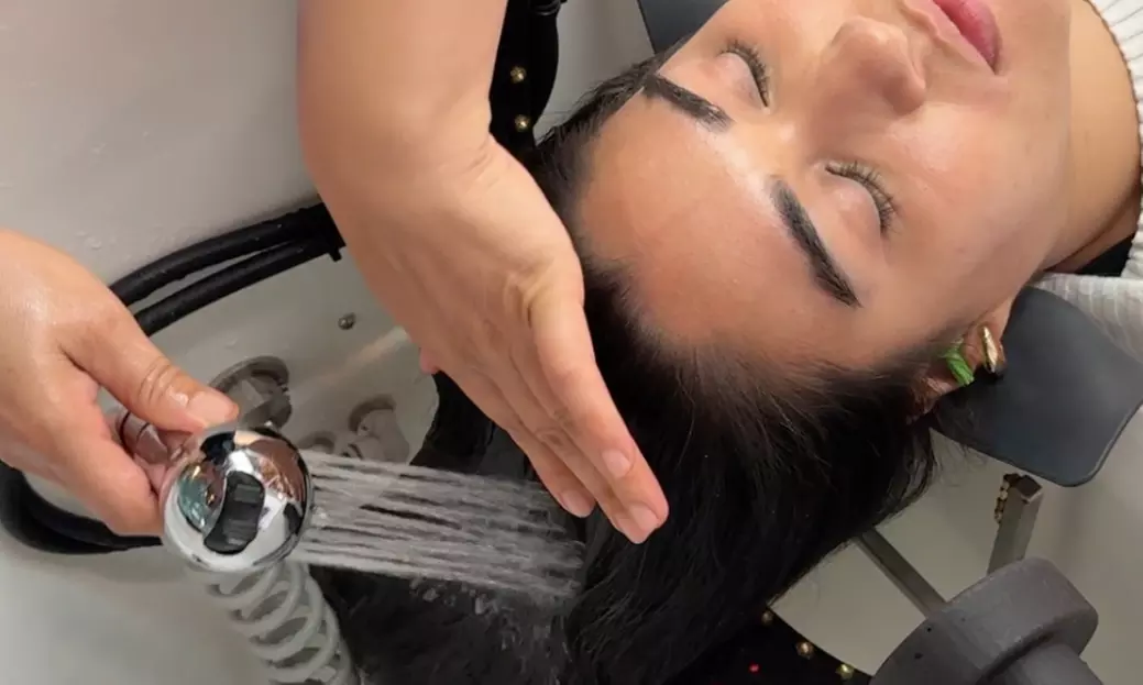 Enjoy a 30 or 60-Minute AI+ Machine Hair Wash or Scalp Care + More at Luxury Health Massage Spa (Up to 75% Off)