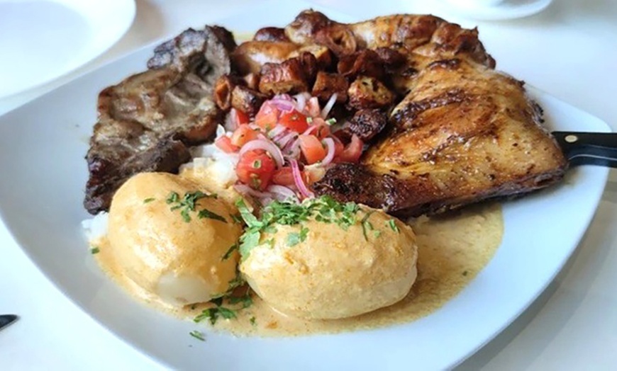 Image 4: Sabores únicos: menú ecuatoriano para 2 o 4 personas