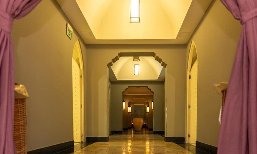 Image 7: Catania 4*: Soggiorno con colazione, mezza pensione, piscina e Spa