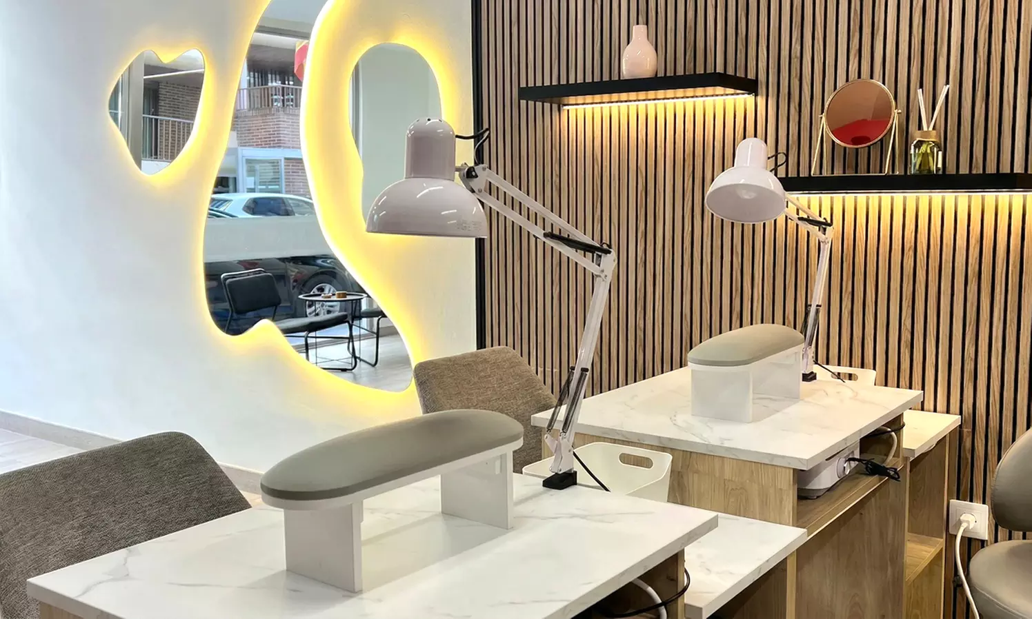 Manicura y pedicura spa clásica o semipermanente