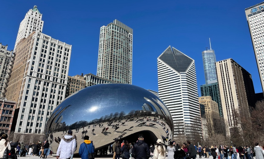 Image 2: Self-Guided Audio Walking Tour – Chicago Loop & Theater District