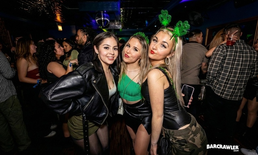 Image 3: Join the St. Patrick's Day Bar Crawl Extravaganza