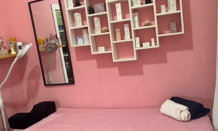 Image 2: Lifting y tinte de pestañas con opciones para cejas para 1 persona