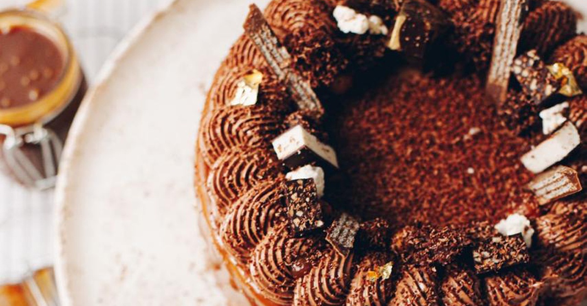 Celebrate Big With 1kg–3kg Fresh Takeaway Cakes Celebrate Big With 1kg–3kg Fresh Takeaway Cakes