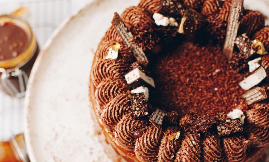 Image 2: Celebrate Big with 1kg–3kg Fresh Takeaway Cakes