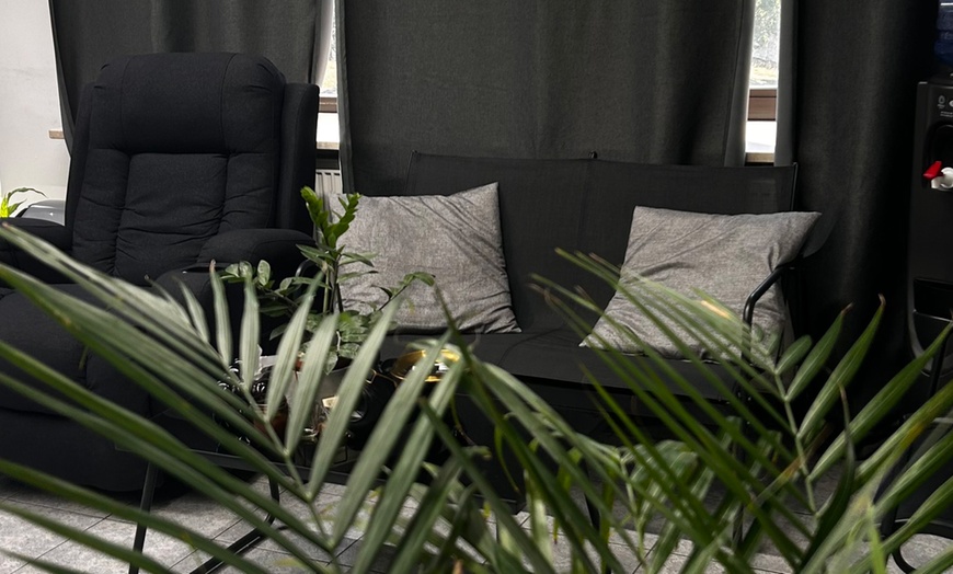 Image 3: Zabiegi rekonstrukcji i regeneracji włosów w interwałach do 8 myć