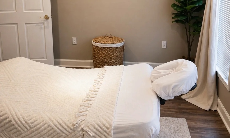 Image 3: 60 or 90-Min Swedish or Deep Tissue Massage or Pamper Me Solo Package