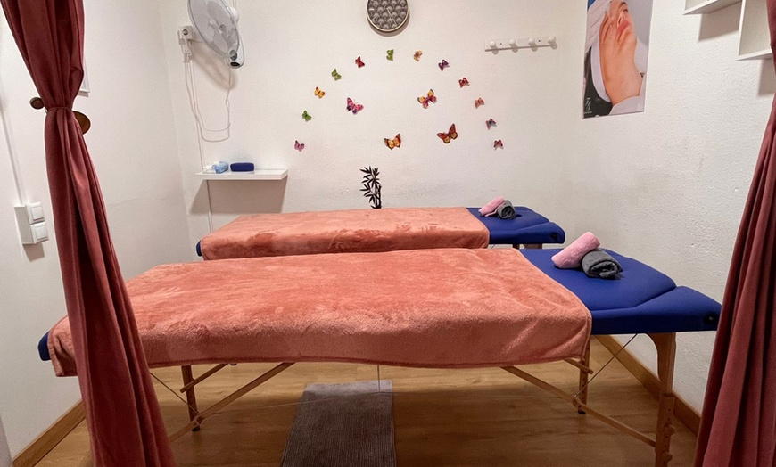 Image 4: Masaje relajante con velaterapia de 30, 45 o 60 minutos a elegir 