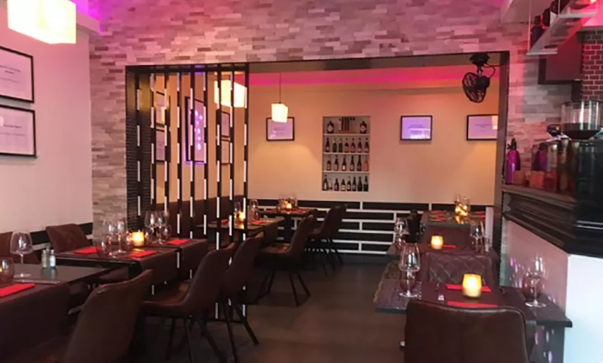 Image 4: Formule hamburger au choix avec frites et salade pour 1 à 4 personnes