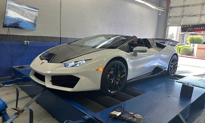 Image 2: Full Synthetic 5 or 8 Quarts Premium Oil Change
