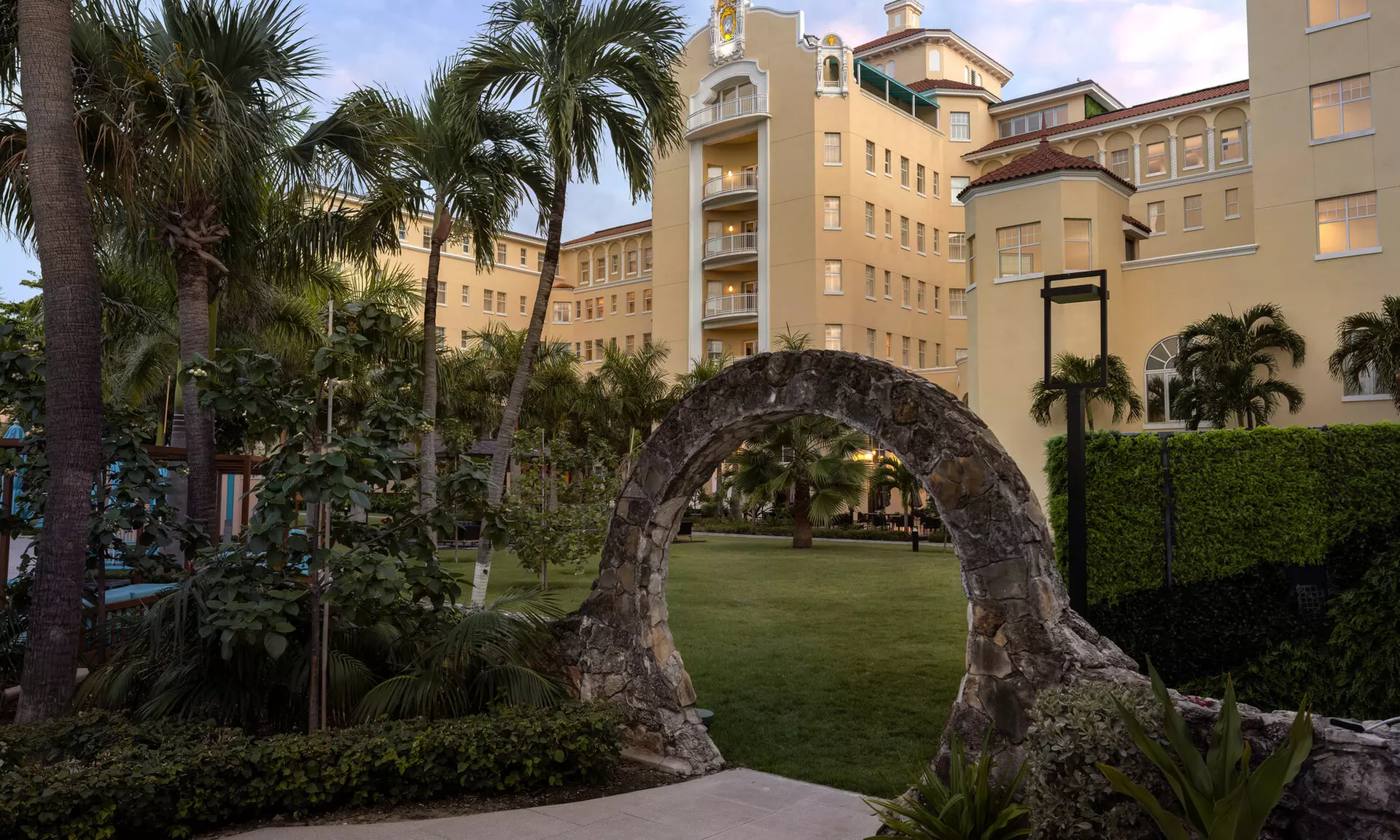 Oceanfront escape near shopping, dining, and cruise port