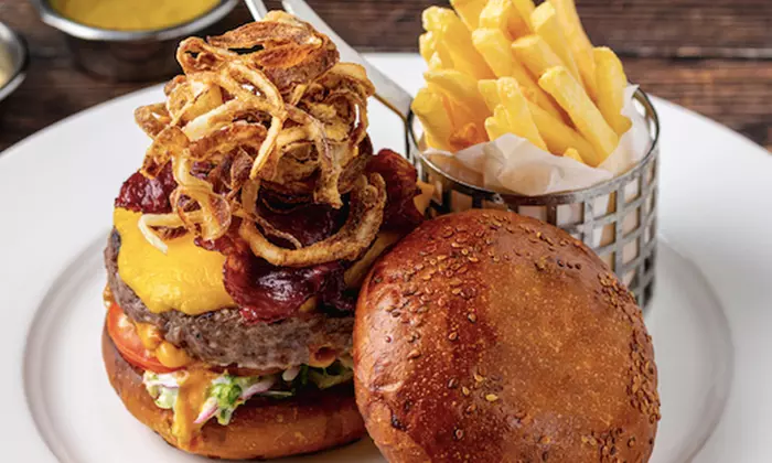 Get 3 Course Dinner For 2 or 4 w/Cocktails or $50/$100 Dining Credit