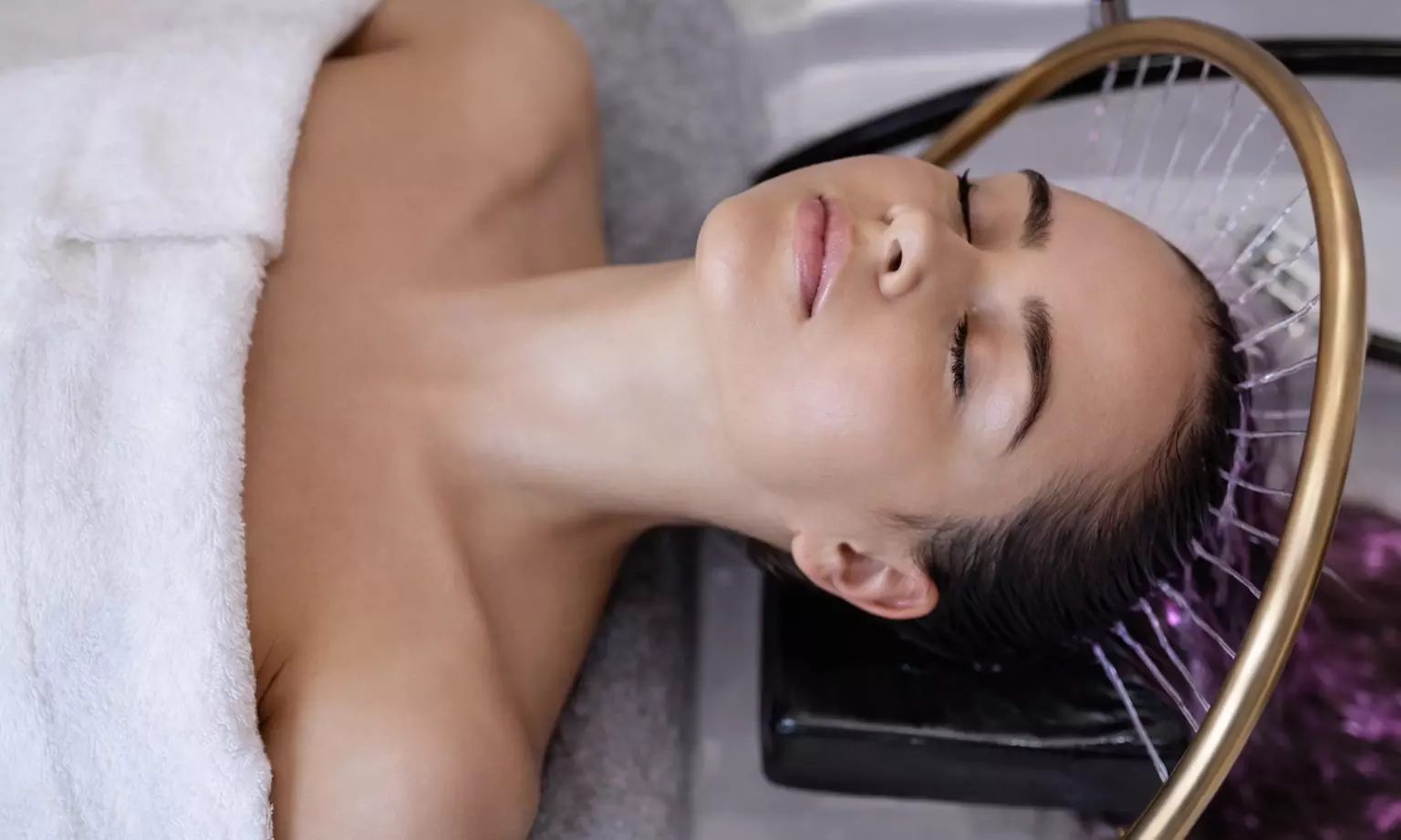 FACE Headspa, H₂O Headspa oder H₂O LUX Headspa für 1 oder 2 Personen