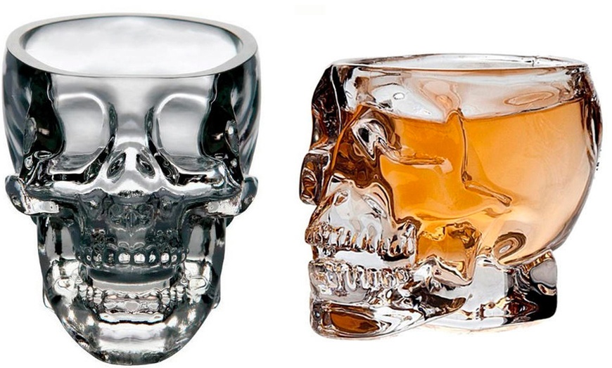 Image 2: Skull-Shaped Drink Glassware Set