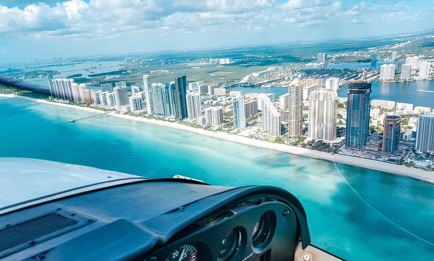 Image 5: Discover The Best Views Of Miami On a Private Airplane Tour