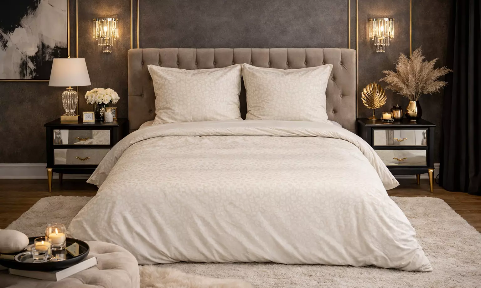 Parure de lit "Zippy" ou "Leopy" 3 pièces en microfibre frappée, taille au choix - Primary Image