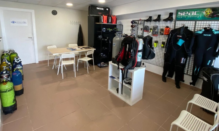 Image 5: Bautismo de buceo para 1 o 2 personas con fotos y opción a vídeo 