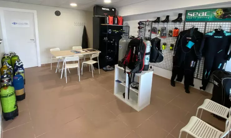 Bautismo de buceo con reportaje fotográfico y opción a vídeo para 1 o 2 personas; ahorra hasta un 20% - Image 5